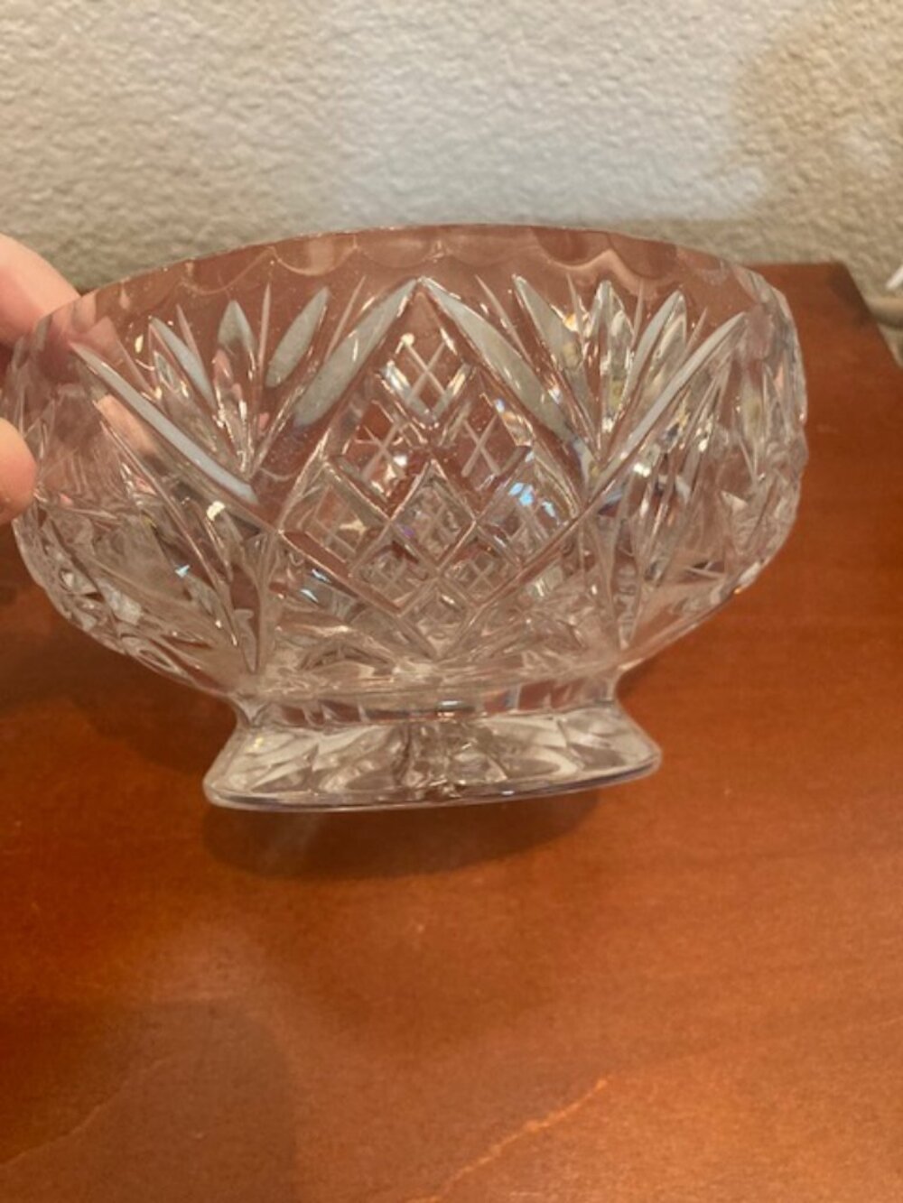 ✨ Vintage Cut Glass Crystal Bowl – Footed – Starburst & Diamond Pattern